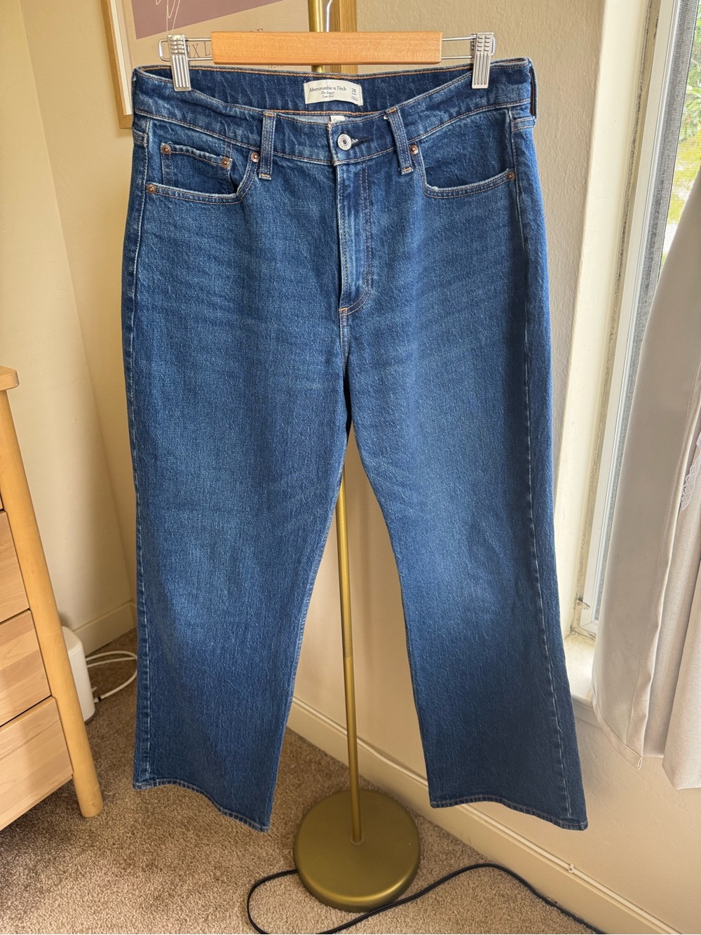 Abercrombie Curve Love Low Rise Baggy Jeans